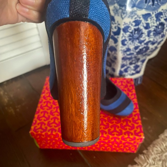 Tory Burch Joelle High Heel Pump SIZE 6.5 - Picture 10 of 13